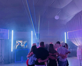 Muzikantai, dainininkai, grupės - Dj su &scaron;ventės vedimu ir garso, ap&scaron;vietimo įranga - 3