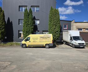 Statybinių atliekų i&scaron;vežimas - Transporto paslaugos furgonu su liftu kraustymas Mažeikiai - 4