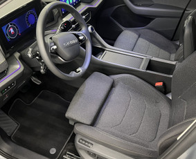 Automobilių plovyklos - Automobilio salono cheminis ir sausas valymas Vilniuje - 1
