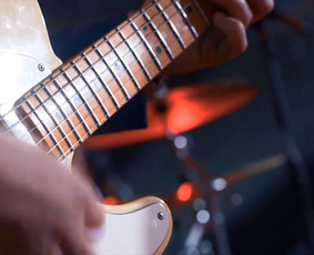 Gyvos garso grupė - Diksai - Dainininkai, muzikos grupės - 1 Dainininkai, muzikos grupės - Gyvos garso grupė - Diksai - 1