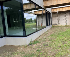 Buitinės paslaugos - Langų valymas dejonizuotų vandeniu. - 2
