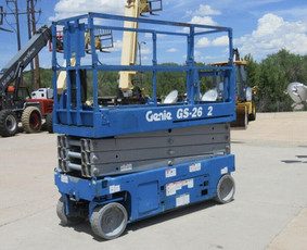 Statybinės technikos nuoma - Nuomojamas žirklinis keltuvas Genie Gs-2632 - 1