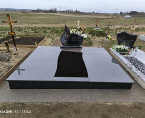Granito plok&scaron;tės kapams, dengimas - Kapaviečių tvarkymas, įrengimas, paminklų gamyba - 1