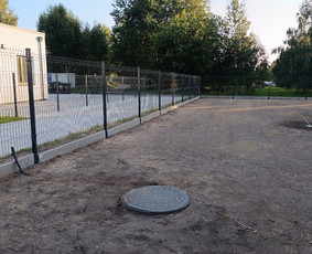 Tinklinės tvoros - Kokybi&scaron;kas 3D tvorų montavimas / Segmentinių tvorų įrengimas - 2