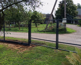 Tvoros, vartai, montavimas - Segmentinių tvorų montavimas,stulpelių,polių betonavimas - 1