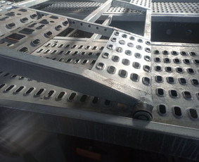 Metalo gaminiai platformos anstatai stumdomi vartai / Uab Mechanas / Darbų pavyzdys ID 4552014