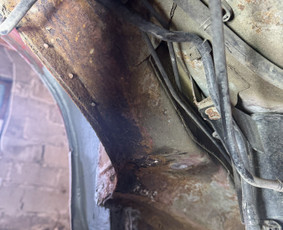 Automobilių plovyklos - Antikorozinis dugno padengimas / Rūdžių valymas lazeriu - 4