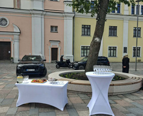 Vestuvių atributikos nuoma - &Scaron;ampano staliukas Jūsų &scaron;ventei - 3