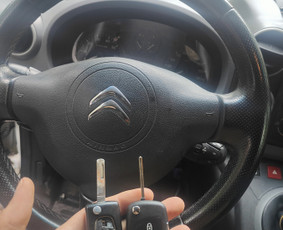 Automobilių raktų gamyba ir programavimas / Okauto_paslaugos / Darbų pavyzdys ID 4562848