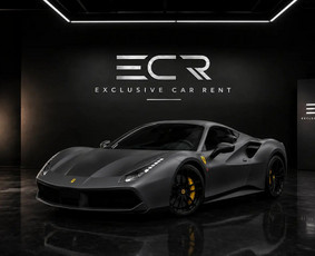 Dropping the top and raising the pulse with 492 kW of pure Italian adrenaline delivered through a twin turbo V8 symphony at 8,000 RPM