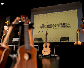 Muzikos mokytojai -  Gitaros ir Ukulėles pamokos Vilniuje - 1