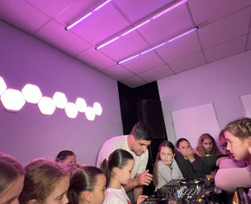 Dj - Vedėjas - Garsas - Apšvietimas - Tech Aptarnavimas / ATIK ESUP / Darbų pavyzdys ID 4566996