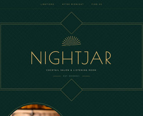 The Nightjar – art deco stiliaus kokteilių baro svetainė su slaptažodžiu atidaromu valgiaraščiu.