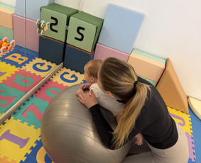 Kineziterapeutai - Kūdikių kineziterapija, masažai ir mank&scaron;tos - 1