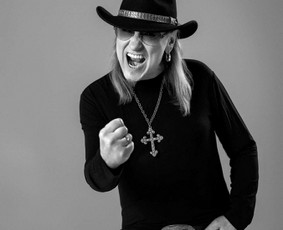 Fotosesija fotostudijoje - Profesionalus fotografas Vilniuje Liusjenas Kulbis - 3