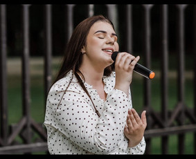 Muzikantai, dainininkai, grupės - Atlikėja Emilija &ndash; gyva muzika jūsų &scaron;ventėms ir renginiams - 1