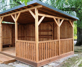 Medinės pavėsinės, stoginės ir priestatai su montavimu / Latvijaskoks.lv / Darbų pavyzdys ID 4578944
