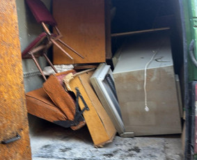 &Scaron;iuk&scaron;lių i&scaron;vežimas: statybinių ir kt. - Senu baldų ir &Scaron;iuk&scaron;lių i&scaron;vežimas. Pervežimai, Perkraustymai. - 1