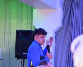 Gimtadienių, jubiliejų vedimas - Atlikėjas ir renginių vedėjas Geraldas - 2