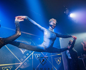 Talentas,Grožis, Kokybė, Tobulumas ... tai Diamonds SHOW!
Pasiilgai nenumaldomo širdies virpulio?! Kraują stingdančių pojūčių?...
Mes Jūsų šventes paversime įsimintinomis amžiams.