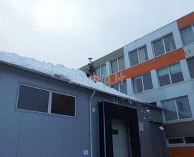 Sniego valymas - Sniego valymas nuo stogų, varveklių &scaron;alinimas - 3