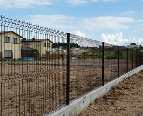 Segmentinės tvoros - Tvoros segmentinės, medinės, metalinės, tinklas , rombas - 1