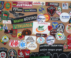 Visos siuvinėjimo paslaugos ir aksesuarai - Logotipų siuvinėjimas - 1 Logotipų siuvinėjimas - Visos siuvinėjimo paslaugos ir aksesuarai - 1