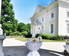 "Saldus Taip" šampano-vaišių staliukai / Saldus Taip / Darbų pavyzdys ID 1108159