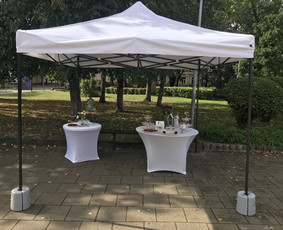 Modernus vaišių staliukas