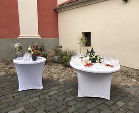 Modernus vaišių staliukas
