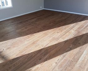 Visi medžio darbai, karkasiniai namai, terasos - Grindjuosčių montavimas - 2 Grindjuosčių montavimas - Visi medžio darbai, karkasiniai namai, terasos - 2