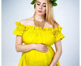 NĖŠTUKĖS FOTOSESIJA
Gali būti šeimyniška, erotiška, meninė.
Besilaukianti moteris, lyg dar neišsiskleidęs lotoso žiedas – tyra, paslaptinga, nešanti savyje nenusakomą šilumą. Nėš...
