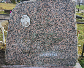 Raidžių kalimas kapavietėse / Vidmantas / Darbų pavyzdys ID 1166093