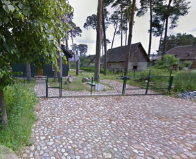Kulautuva riedulys.Kloja akmens riedulį