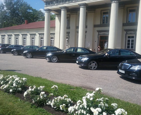 Galime komplektuoti kelis juodus mercedes S500L automobilius jūsų šventei, delegacijai ar svečiams