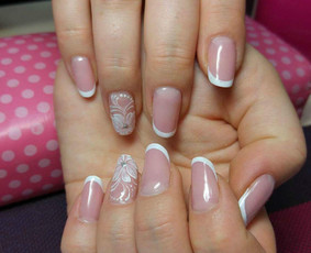 Grožio paslaugos - Manikiūras - 4