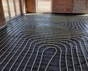 Šildomų grindų įrengimas - Pastatų švok ir vandentiekio sistemų pilnas įrengimas - 1