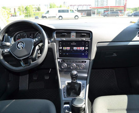 2018-2020 m. VW Golf MK7 Comfortline Business Facelift 1.4 TSI 92KW. Ekonomiškas benzininis variklis. Mechaninė pavarų dėžė.