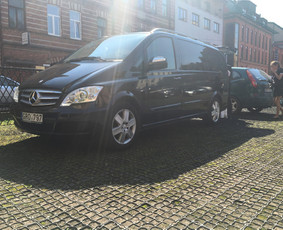2016.08.20 002

MB S500L ir MB Viano nuoma su vairuotoju jūsų šventei ar kelionei :)
Www.taxidriver.lt , info@taxidriver.lt , 8 687 66366
#mercedes #s500 #amg #viano #mb #sclass #s500L #kaunas...
