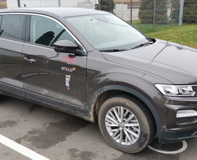 Reklama ant automobilio, Šviesdėžės, Lipdukų gamyba/šalinima / Trigalvis / Darbų pavyzdys ID 1233795