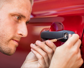 Techninė pagalba kelyje, visų tipų transporto priemonėms. - Avarinis automobilio atrakinimas - 1 Avarinis automobilio atrakinimas - Techninė pagalba kelyje, visų tipų transporto priemonėms. - 1