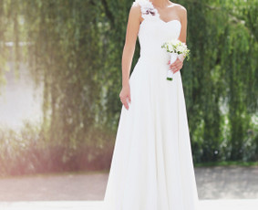 Vestuvinių ir proginių suknelių siuvimas ir taisymas / Siuvėja Larisa / Darbų pavyzdys ID 228359