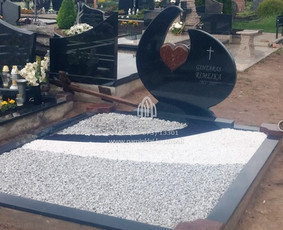 Skulptoriai ir jų darbai. Granito paminklai ir antkapiai. Visi paminklai, pigūs paminklai.