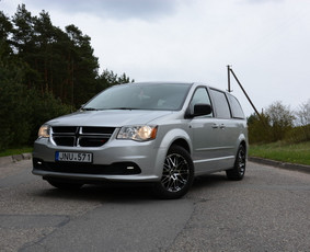 Vairuotojo ir pervežimo, Transporto nuomos paslaugos - Lengvųjų automobilių nuoma - 3 Lengvųjų automobilių nuoma - Vairuotojo ir pervežimo, Transporto nuomos paslaugos - 3