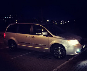 Galime Jums padėti automobilio žalų administravimo procese, kaip įgaliotas asmuo atstovaujantis Jūsų teises, parenkant servisą, atliekant ekspertizę ir realią žalos sąmatą, dalių užsakymą ir remontą.