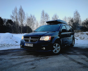 Minivenų nuomos kainos:

1 d. - 40 eur
2-3 d. - 35 eur
4-7 d. - 30 eur
8d ir daugiau pagal susitarimą.