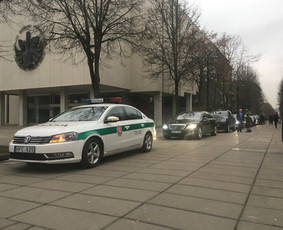 2017.03.09-10 Tarptautinis Europos prezidentų susitikimas Kaune

#prezidentai #transportas #palyda #auksciausia #klase #vip #kaunas #airport #suvairuotoju #nuoma #automobilio #mb #mercedes #starcl...
