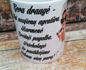 Puodelio kaina 5 eurai, siuntimas registruotu paštu 2 eurai, omniva paštomatu 4,50