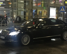 Vip keleivių pervežimas Kaunas - Vilnius. Vip clients transfer Kaunas - VNO. #transfer #vno #kun #lux #s500 #viano #transport #luxury #driver #vip #personal