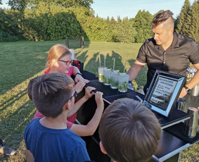 Barmenų šou,mobilus kokteilių baras,šampano piramidė! / Artūras Grigorjevas / Darbų pavyzdys ID 1328679